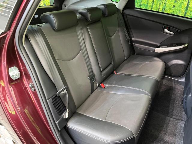 プリウスPHV Gレザーパッケージ 純正ナビ バックカメラ レーダークルーズ 禁煙車 レザーシート パワーシート 前席シートヒーター スマートキー LEDヘッド オートライト オートエアコン Bluetooth接続 電動格納ミラー(9枚目)