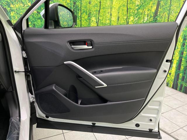 カローラクロス ハイブリッド Z 純正10型ナビ 全周囲カメラ セーフティセンス レーダークルーズ 禁煙車 ブラインドスポットモニター パワーバックドア LEDヘッド&フォグ 前席シートヒーター ETC2.0 Bluetooth再生(24枚目)