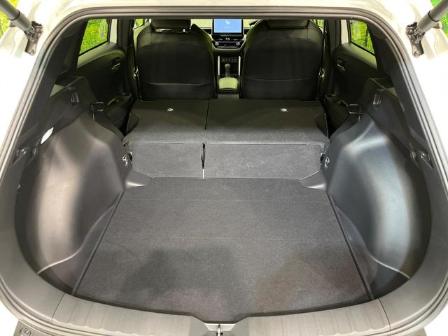 カローラクロス ハイブリッド Z 純正10型ナビ 全周囲カメラ セーフティセンス レーダークルーズ 禁煙車 ブラインドスポットモニター パワーバックドア LEDヘッド&フォグ 前席シートヒーター ETC2.0 Bluetooth再生(45枚目)