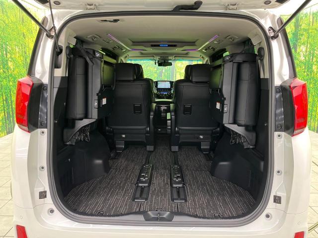 アルファード 2.5S Cパッケージ サンルーフ 後席モニター 純正10型ナビ 両側電動スライドドア バックカメラ セーフティセンス シートベンチレーション 禁煙車 電動リアゲート ハーフレザーシート コーナーセンサー スマートキー(11枚目)