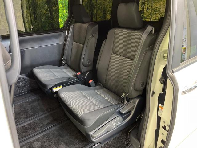 ヴォクシー ZS 煌II 後席モニター 純正10型ナビ 両側電動ドア バックカメラ セーフティセンス 禁煙車 クルーズコントロール ドラレコ ETC Bluetooth接続 電動格納ミラー プライバシーガラス(33枚目)