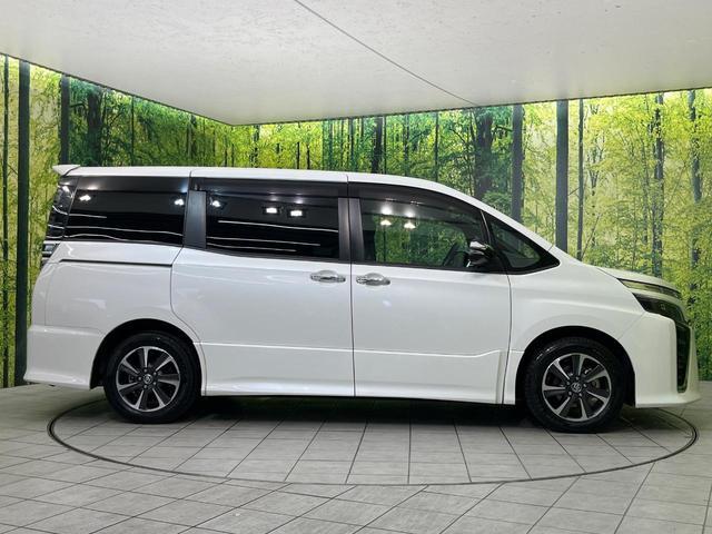 ヴォクシー ZS 煌II 後席モニター 純正10型ナビ 両側電動ドア バックカメラ セーフティセンス 禁煙車 クルーズコントロール ドラレコ ETC Bluetooth接続 電動格納ミラー プライバシーガラス(64枚目)