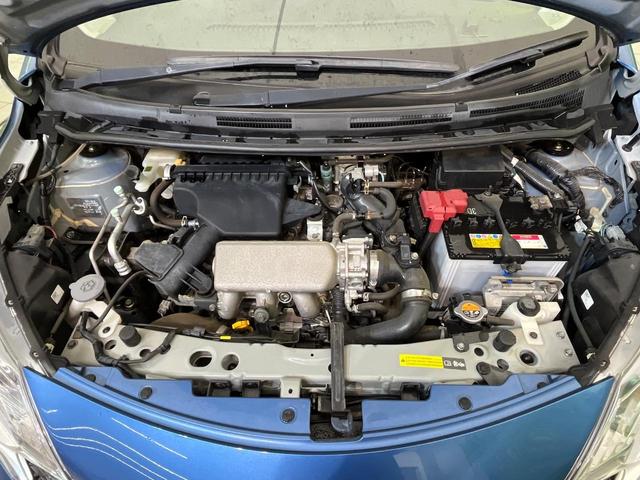 ノート X DIG-S SDナビ バックカメラ エマージェンシーブレーキ 禁煙車 スマートキー HIDヘッド&フォグ オートライト オートエアコン Bluetooth再生 CD/DVD アイドリングストップ 電動格納ミラー(18枚目)