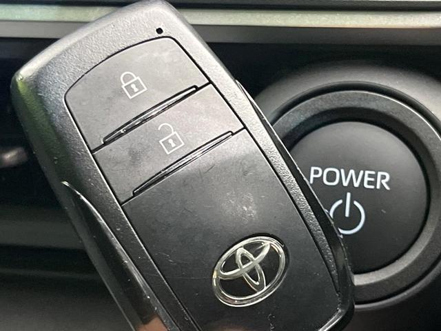 プリウス X 純正8型ナビ バックカメラ セーフティセンス 100V電源 レーダークルーズ 禁煙車 コーナーセンサー LEDヘッドライト ETC2.0 ドラレコ オートエアコン オートライト スマートキー(7枚目)