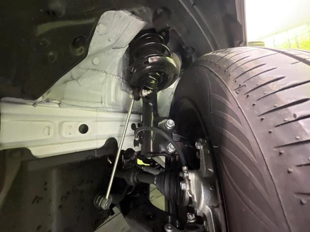 プリウス X 純正8型ナビ バックカメラ セーフティセンス 100V電源 レーダークルーズ 禁煙車 コーナーセンサー LEDヘッドライト ETC2.0 ドラレコ オートエアコン オートライト スマートキー(20枚目)