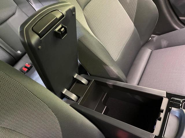 プリウス X 純正8型ナビ バックカメラ セーフティセンス 100V電源 レーダークルーズ 禁煙車 コーナーセンサー LEDヘッドライト ETC2.0 ドラレコ オートエアコン オートライト スマートキー(39枚目)