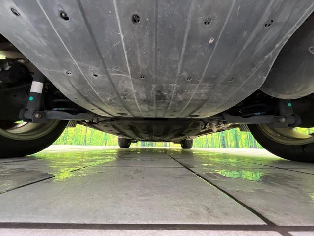 ヴェゼル ハイブリッドＺ　８型ナビ　バックカメラ　ＣＴＢＡ　禁煙車　前席シートヒーター　ドラレコ　ＬＥＤヘッド＆フォグ　ＥＴＣ　クルコン　オートライト　デュアルオートエアコン　純正１７インチＡＷ　Ｂｌｕｅｔｏｏｔｈ再生（20枚目）