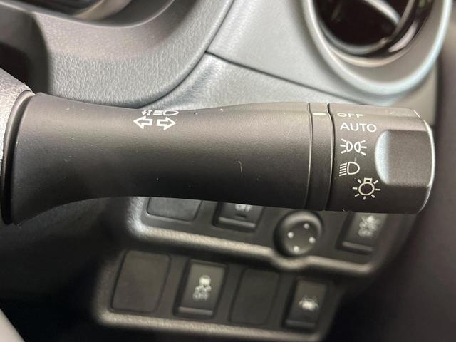 ノート X ブラックアロー 純正ナビ 全周囲カメラ エマージェンシーブレーキ レーンアシスト 禁煙車 LEDヘッドライト ETC ドラレコ Bluetooth再生 オートエアコン オートライト スマートキー 純正15インチAW(38枚目)