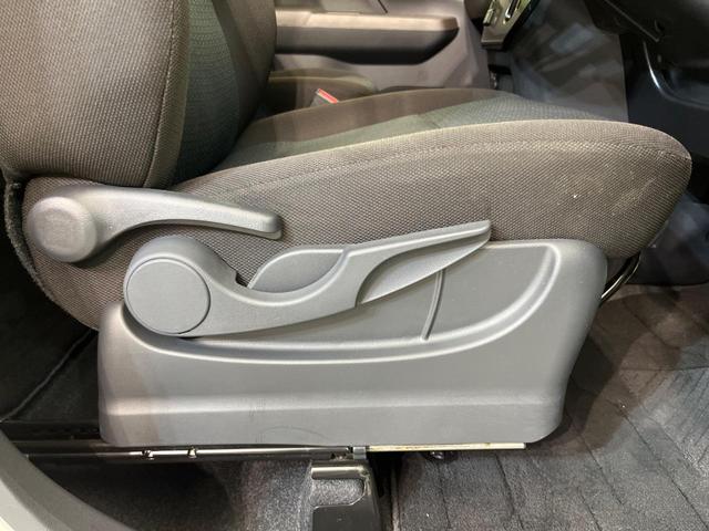 ルーミー Ｇ　ＳＤナビ　全周囲カメラ　スマートアシスト　両側電動スライドドア　禁煙車　ＥＴＣ　ドラレコ　コーナーセンサー　ＬＥＤヘッド＆フォグ　オートハイビーム　オートエアコン　オートライト　スマートキー（33枚目）