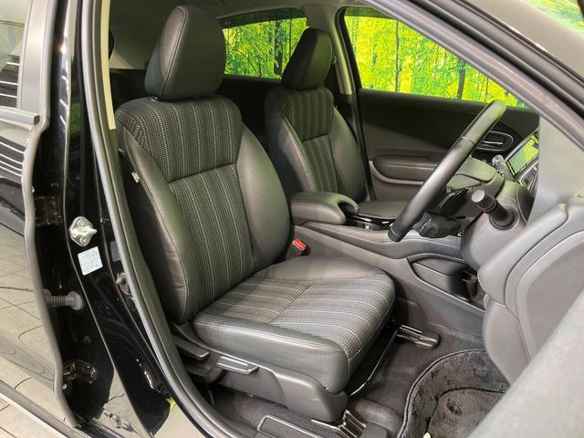 ヴェゼル ハイブリッドＺ・ホンダセンシング　純正ナビ　バックカメラ　ホンダセンシング　レーダークルーズ　禁煙車　ハーフレザーシート　コーナーセンサー　ＬＥＤヘッド＆フォグ　ＥＴＣ　ドラレコ　オートエアコン　オートライト　スマートキー（8枚目）