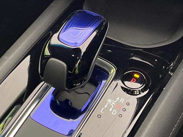 ヴェゼル ハイブリッドＺ・ホンダセンシング　純正ナビ　バックカメラ　ホンダセンシング　レーダークルーズ　禁煙車　ハーフレザーシート　コーナーセンサー　ＬＥＤヘッド＆フォグ　ＥＴＣ　ドラレコ　オートエアコン　オートライト　スマートキー（24枚目）