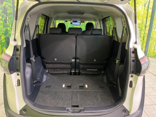 シエンタ ハイブリッドＧ　クエロ　後席モニター　純正ナビ　バックカメラ　両側電動スライドドア　セーフティセンス　禁煙車　ハーフレザーシート　ドラレコ　スマートキー　ＬＥＤヘッド　ビルトインＥＴＣ　オートハイビーム　オートライト（11枚目）