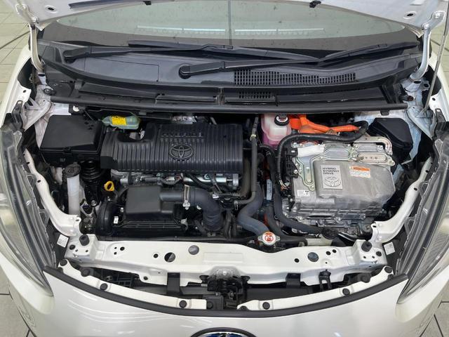 シエンタ ハイブリッドＧ　クエロ　後席モニター　純正ナビ　バックカメラ　両側電動スライドドア　セーフティセンス　禁煙車　ハーフレザーシート　ドラレコ　スマートキー　ＬＥＤヘッド　ビルトインＥＴＣ　オートハイビーム　オートライト（18枚目）