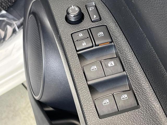 シエンタ ハイブリッドＧ　クエロ　後席モニター　純正ナビ　バックカメラ　両側電動スライドドア　セーフティセンス　禁煙車　ハーフレザーシート　ドラレコ　スマートキー　ＬＥＤヘッド　ビルトインＥＴＣ　オートハイビーム　オートライト（47枚目）