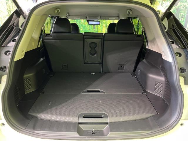 エクストレイル ２０Ｘｉ　純正９型ナビ　全周囲カメラ　インテリジェントエマージェンシーブレーキ　禁煙車　電動リアゲート　クリアランスソナー　デジタルインナーミラー　前中席シートヒーター　スマートキー　ＬＥＤヘッド　ＥＴＣ（10枚目）