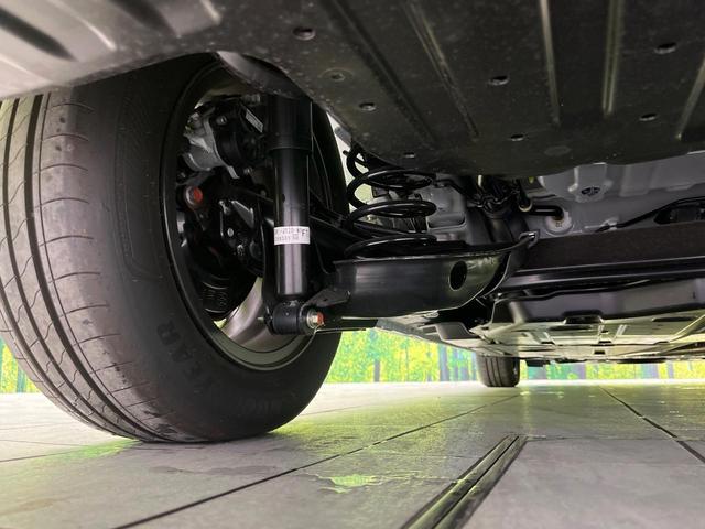 フリード ｅ：ＨＥＶクロスター　登録済未使用車　ホンダセンシング　アダプティブクルーズ　前席シートヒーター　クリアランスソナー　オートエアコン　オートライト　スマートキー　純正１６インチＡＷ　電動格納ミラー　プライバシーガラス（23枚目）