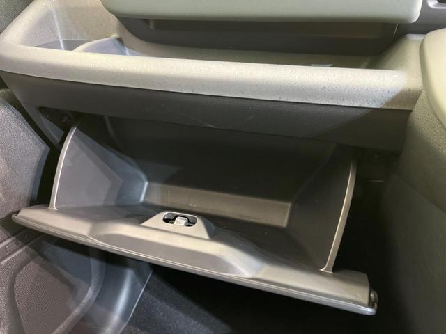 フリード ｅ：ＨＥＶクロスター　登録済未使用車　ホンダセンシング　アダプティブクルーズ　前席シートヒーター　クリアランスソナー　オートエアコン　オートライト　スマートキー　純正１６インチＡＷ　電動格納ミラー　プライバシーガラス（34枚目）