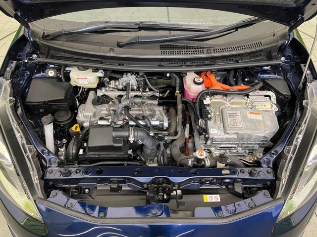 アクア Ｓスタイルブラック　純正ナビ　バックカメラ　セーフティセンス　禁煙車　コーナーセンサー　ＨＩＤヘッドライト　ＥＴＣ　オートハイビーム　オートライト　オートエアコン　Ｂｌｕｅｔｏｏｔｈ再生　スマートキー（18枚目）