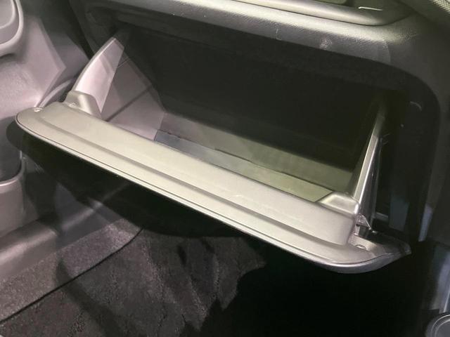 アクア Ｓスタイルブラック　純正ナビ　バックカメラ　セーフティセンス　禁煙車　コーナーセンサー　ＨＩＤヘッドライト　ＥＴＣ　オートハイビーム　オートライト　オートエアコン　Ｂｌｕｅｔｏｏｔｈ再生　スマートキー（33枚目）