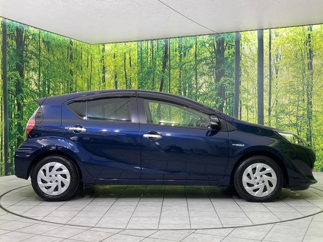 アクア Ｓスタイルブラック　純正ナビ　バックカメラ　セーフティセンス　禁煙車　コーナーセンサー　ＨＩＤヘッドライト　ＥＴＣ　オートハイビーム　オートライト　オートエアコン　Ｂｌｕｅｔｏｏｔｈ再生　スマートキー（49枚目）