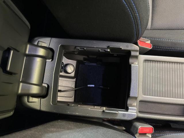 レヴォーグ １．６ＧＴ－Ｓアイサイト　純正ナビ　バックカメラ　アイサイト　レーダークルーズ　禁煙車　ＬＥＤヘッド＆フォグ　ＥＴＣ　ドラレコ　パワーシート　オートエアコン　オートライト　スマートキー　リアフォグ　純正１８インチＡＷ（36枚目）