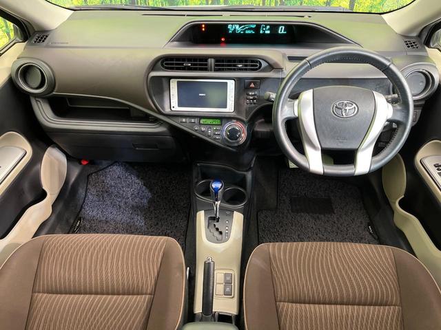 アクア G 純正ナビ バックカメラ 禁煙車 ドラレコ スマートキー ETC オートライト オートエアコン パワーウィンドウ パワーステアリング プライバシーガラス 電動格納ミラー 衝突安全ボディ(2枚目)