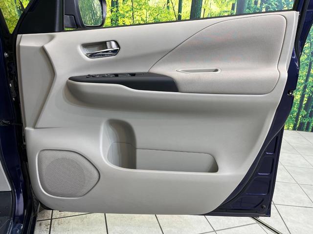 セレナ Ｘ　純正９型ナビ　後席モニター　全周囲カメラ　プロパイロット　両側電動ドア　禁煙車　デジタルインナーミラー　スマートキー　オートライト　電動格納ミラー　プライバシーガラス（40枚目）