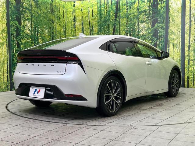 プリウス Ｚ　純正１２．３型ディスプレイオーディオ　全周囲カメラ　セーフティセンス　デジタルインナーミラー　ＢＳＭ　トヨタチームメイト　パワーバックドア　ＡＣ１００Ｖ電源　ＬＥＤヘッド　純正１９インチＡＷ　ＥＴＣ（17枚目）