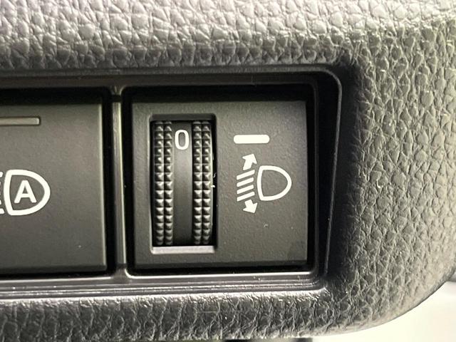 プリウス Ｚ　純正１２．３型ディスプレイオーディオ　全周囲カメラ　セーフティセンス　デジタルインナーミラー　ＢＳＭ　トヨタチームメイト　パワーバックドア　ＡＣ１００Ｖ電源　ＬＥＤヘッド　純正１９インチＡＷ　ＥＴＣ（27枚目）