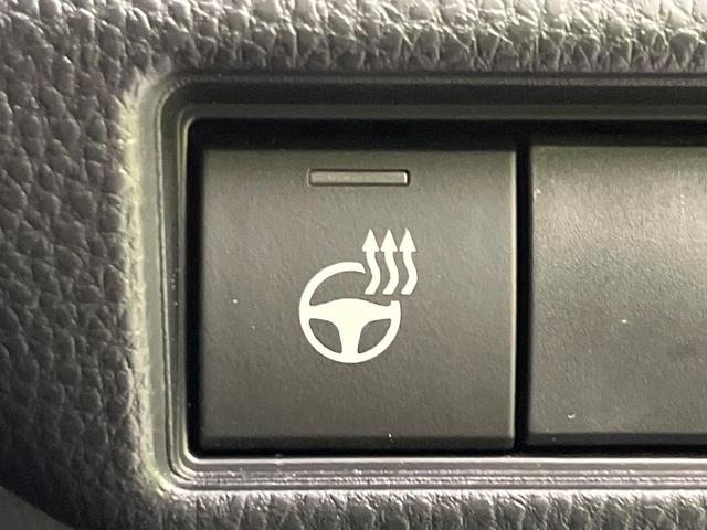 プリウス Ｚ　純正１２．３型ディスプレイオーディオ　全周囲カメラ　セーフティセンス　デジタルインナーミラー　ＢＳＭ　トヨタチームメイト　パワーバックドア　ＡＣ１００Ｖ電源　ＬＥＤヘッド　純正１９インチＡＷ　ＥＴＣ（29枚目）