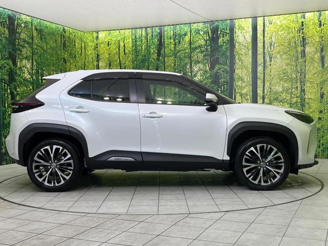 ヤリスクロス ハイブリッドZ 純正8型ナビ 全周囲カメラ セーフティセンス レーダークルーズ 禁煙車 ブラインドスポットモニター ステアリングヒーター 前席シートヒーター LEDヘッド&フォグ 電動リアゲート ETC ドラレコ(52枚目)