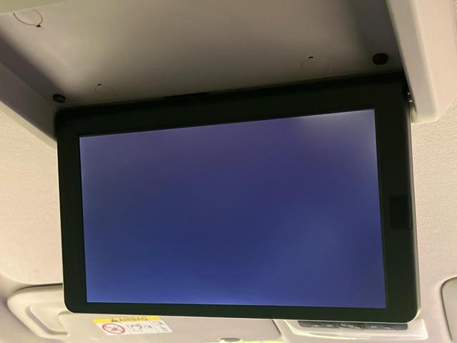 セレナ ハイウェイスターＶ　純正１０型ナビ　後席モニター　全周囲カメラ　プロパイロット　両側電動スライド　エマージェンシーブレーキ　禁煙車　ドラレコ　コーナーセンサー　スマートキー　ＬＥＤヘッド　ＥＴＣ　車線逸脱警報（4枚目）