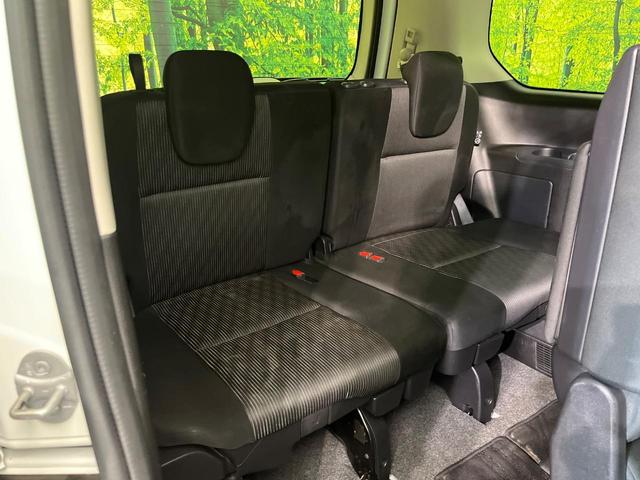 セレナ ハイウェイスターＶ　純正１０型ナビ　後席モニター　全周囲カメラ　プロパイロット　両側電動スライド　エマージェンシーブレーキ　禁煙車　ドラレコ　コーナーセンサー　スマートキー　ＬＥＤヘッド　ＥＴＣ　車線逸脱警報（10枚目）