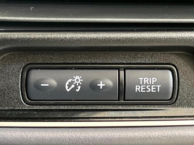 セレナ ハイウェイスターＶ　純正１０型ナビ　後席モニター　全周囲カメラ　プロパイロット　両側電動スライド　エマージェンシーブレーキ　禁煙車　ドラレコ　コーナーセンサー　スマートキー　ＬＥＤヘッド　ＥＴＣ　車線逸脱警報（56枚目）