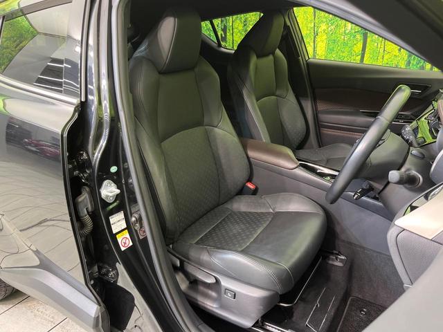 Ｃ－ＨＲ Ｇ　純正９型ナビ　バックカメラ　セーフティセンス　禁煙車　レザーシート　前席シートヒーター　コーナーセンサー　スマートキー　ＬＥＤヘッド　ＥＴＣ２．０　純正１８インチアルミ　オートハイビーム　車線逸脱警報（8枚目）