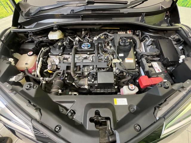 Ｃ－ＨＲ Ｇ　純正９型ナビ　バックカメラ　セーフティセンス　禁煙車　レザーシート　前席シートヒーター　コーナーセンサー　スマートキー　ＬＥＤヘッド　ＥＴＣ２．０　純正１８インチアルミ　オートハイビーム　車線逸脱警報（18枚目）