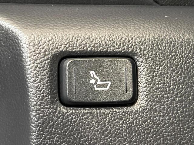 Ｃ－ＨＲ Ｇ　純正９型ナビ　バックカメラ　セーフティセンス　禁煙車　レザーシート　前席シートヒーター　コーナーセンサー　スマートキー　ＬＥＤヘッド　ＥＴＣ２．０　純正１８インチアルミ　オートハイビーム　車線逸脱警報（41枚目）