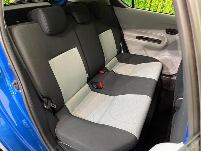 アクア Ｓ　純正ナビ　バックカメラ　禁煙車　スマートキー　ＥＴＣ　オートライト　オートエアコン　Ｂｌｕｅｔｏｏｔｈ　ＣＤ　ＤＶＤ再生　フルセグ　シートリフター　ファブリックシート　シートバックポケット（9枚目）