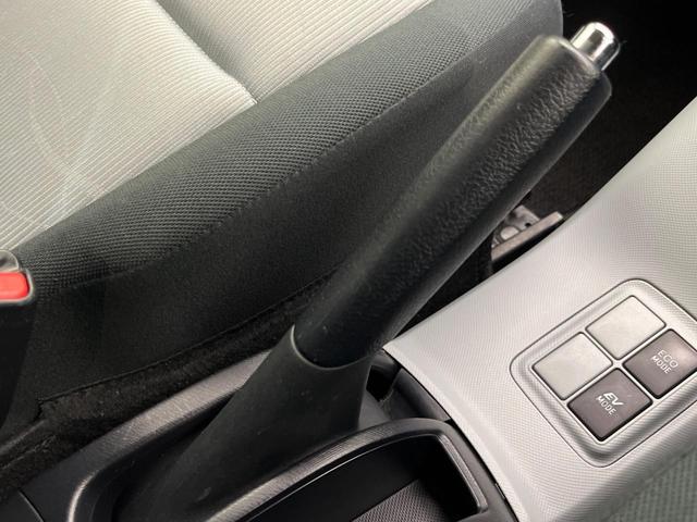 アクア Ｓ　純正ナビ　バックカメラ　禁煙車　スマートキー　ＥＴＣ　オートライト　オートエアコン　Ｂｌｕｅｔｏｏｔｈ　ＣＤ　ＤＶＤ再生　フルセグ　シートリフター　ファブリックシート　シートバックポケット（45枚目）