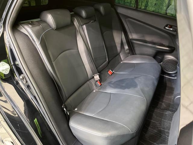 プリウス Ｓツーリングセレクション　モデリスタエアロ　純正９型ナビ　バックカメラ　衝突被害軽減システム　レーダークルーズ　禁煙車　ＬＥＤヘッド　ＬＥＤフォグ　黒合皮シート　シートヒーター　ＥＴＣ　純正１７インチアルミ　オートハイビーム（9枚目）