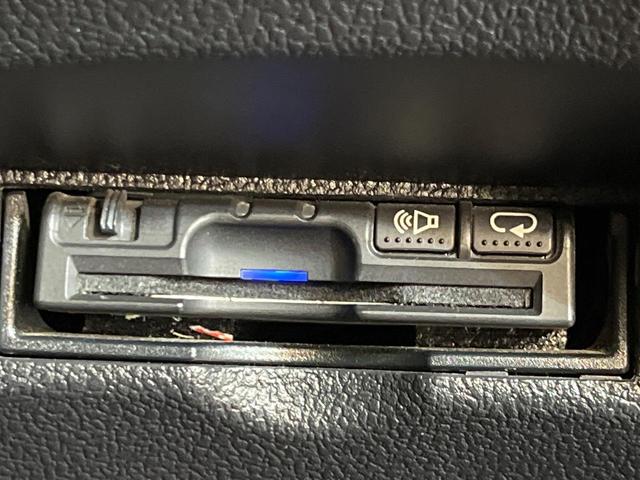 プリウス Ｓツーリングセレクション　モデリスタエアロ　純正９型ナビ　バックカメラ　衝突被害軽減システム　レーダークルーズ　禁煙車　ＬＥＤヘッド　ＬＥＤフォグ　黒合皮シート　シートヒーター　ＥＴＣ　純正１７インチアルミ　オートハイビーム（29枚目）