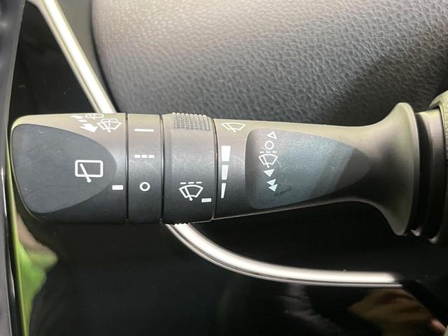 プリウス Ｓツーリングセレクション　モデリスタエアロ　純正９型ナビ　バックカメラ　衝突被害軽減システム　レーダークルーズ　禁煙車　ＬＥＤヘッド　ＬＥＤフォグ　黒合皮シート　シートヒーター　ＥＴＣ　純正１７インチアルミ　オートハイビーム（41枚目）