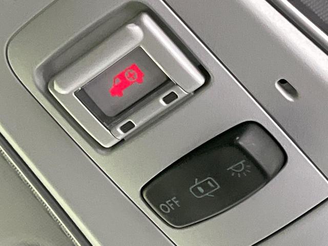 プリウス Ｓツーリングセレクション　モデリスタエアロ　純正９型ナビ　バックカメラ　衝突被害軽減システム　レーダークルーズ　禁煙車　ＬＥＤヘッド　ＬＥＤフォグ　黒合皮シート　シートヒーター　ＥＴＣ　純正１７インチアルミ　オートハイビーム（45枚目）