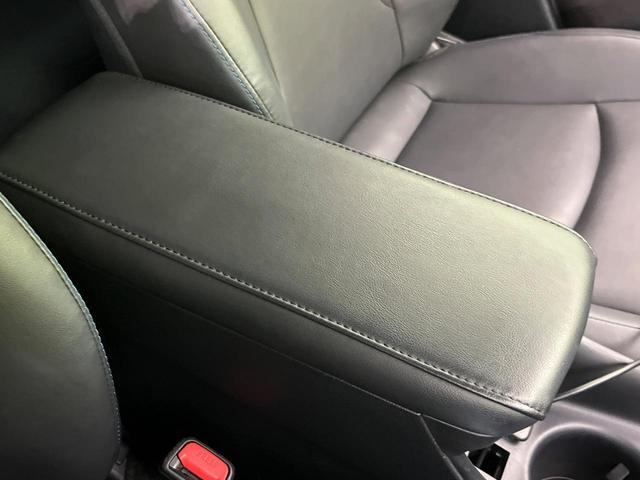 プリウス Ｓツーリングセレクション　モデリスタエアロ　純正９型ナビ　バックカメラ　衝突被害軽減システム　レーダークルーズ　禁煙車　ＬＥＤヘッド　ＬＥＤフォグ　黒合皮シート　シートヒーター　ＥＴＣ　純正１７インチアルミ　オートハイビーム（49枚目）