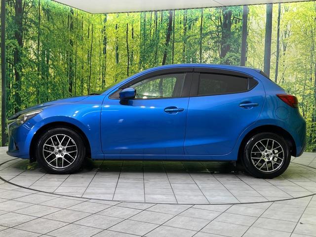 デミオ ＸＤツーリング　純正ナビ　バックカメラ　スマートシティブレーキサポート　禁煙車　クルーズコントロール　ＨＩＤヘッドライト　ＥＴＣ　Ｂｌｕｅｔｏｏｔｈ再生　オートエアコン　オートライト　スマートキー　電動格納ミラー（48枚目）