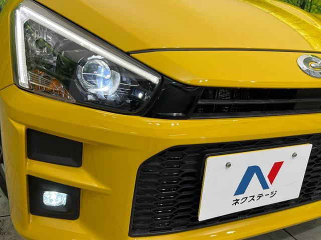 コペン ＧＲ　スポーツ　純正ナビ　バックカメラ　禁煙車　前席シートヒーター　ＬＥＤヘッド＆フォグ　ＥＴＣ２．０　ドラレコ　Ｂｌｕｅｔｏｏｔｈ再生　純正１６インチＡＷ　オートエアコン　オートライト　アイドリングストップ（10枚目）