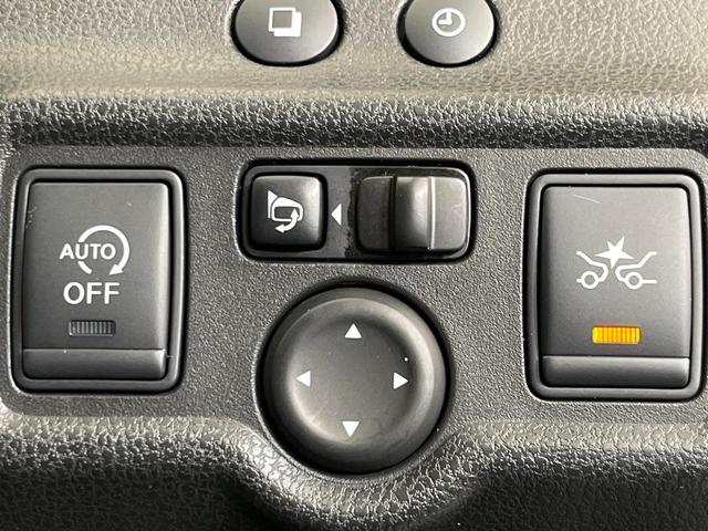 ノート X DIG-S エマージェンシーブレーキ 禁煙車 レーンアシスト オートエアコン オートライト スマートキー ドアバイザー プライバシーガラス アイドリングストップ 電動格納ミラー 衝突安全ボディ 盗難防止システム(3枚目)