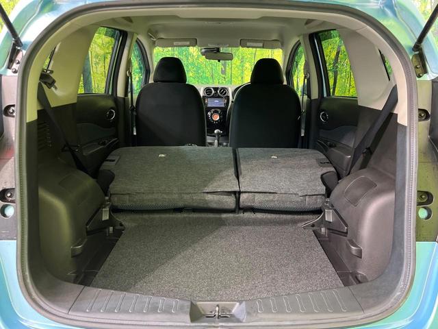 ノート X DIG-S エマージェンシーブレーキ 禁煙車 レーンアシスト オートエアコン オートライト スマートキー ドアバイザー プライバシーガラス アイドリングストップ 電動格納ミラー 衝突安全ボディ 盗難防止システム(10枚目)