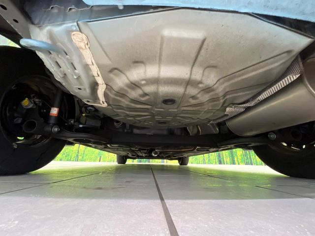 ノート X DIG-S エマージェンシーブレーキ 禁煙車 レーンアシスト オートエアコン オートライト スマートキー ドアバイザー プライバシーガラス アイドリングストップ 電動格納ミラー 衝突安全ボディ 盗難防止システム(19枚目)