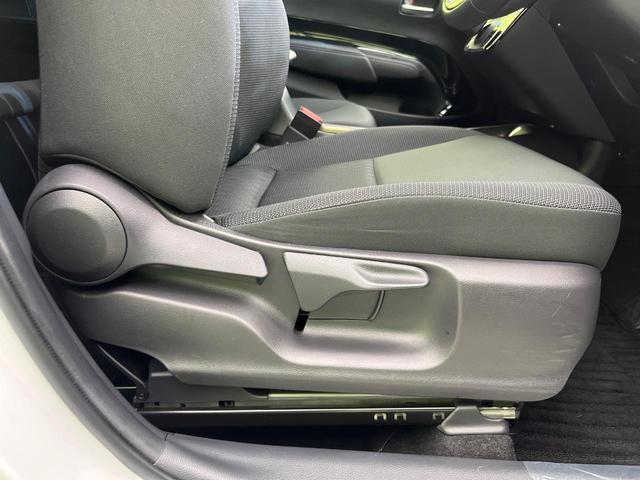 アクア Z 純正10.5型ナビ バックカメラ AC100V電源 衝突被害軽減システム レーダークルーズ 禁煙車 LEDヘッド ETC2.0 純正15インチアルミ オートハイビーム 車線逸脱警報(50枚目)